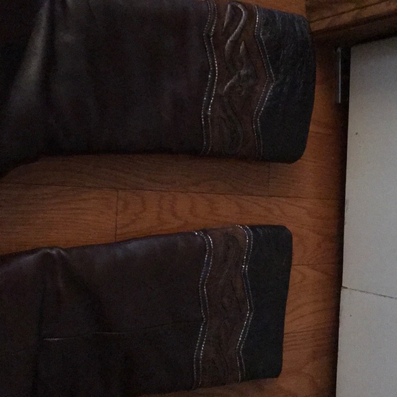 Boots - Picture 2 of 2